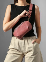 Sac Banane M Tradition Cuir Etrier Rose tradition ETRA022M-vue-porte